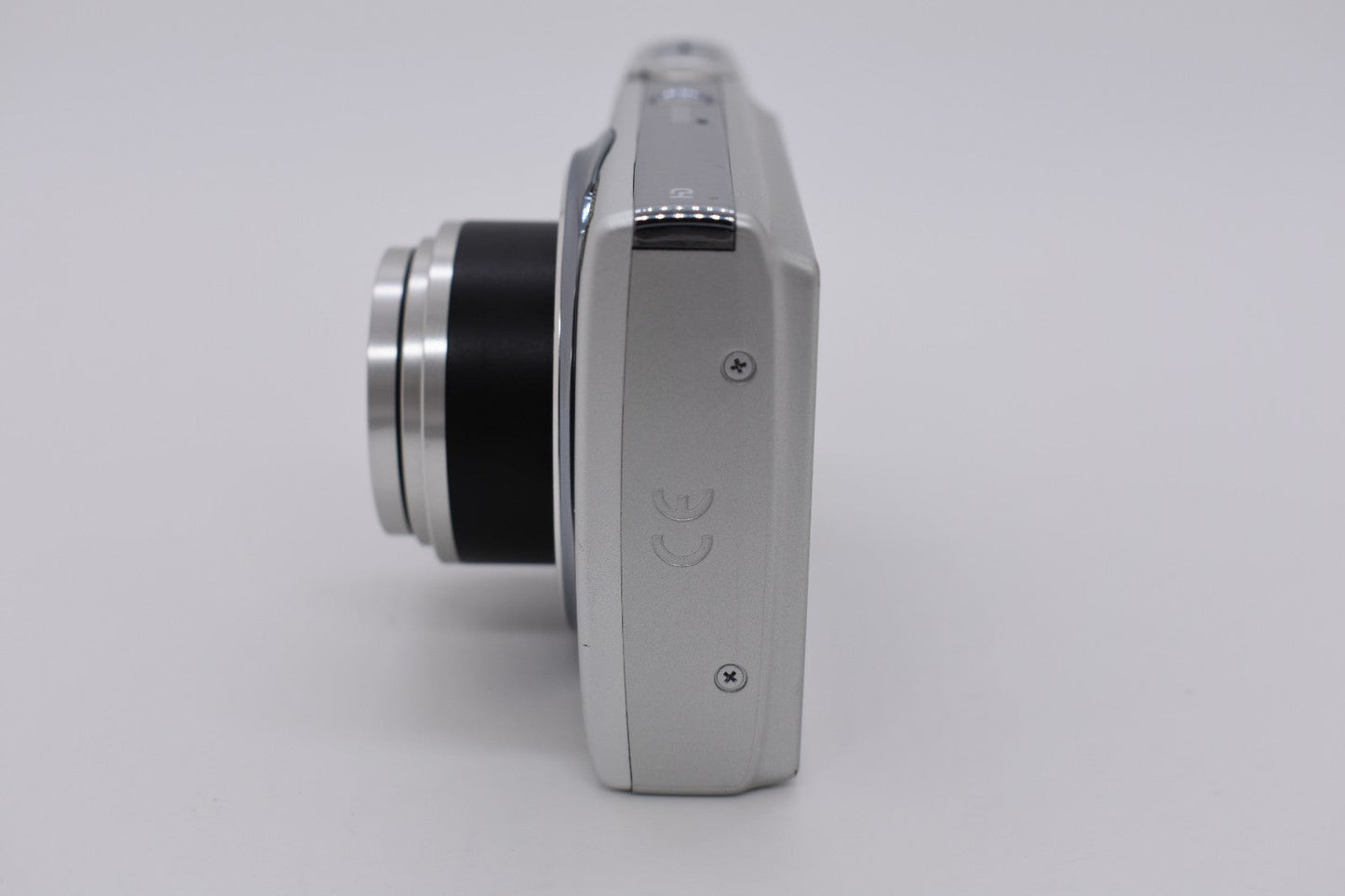 Canon PowerShot ELPH 150 IS Digital Camera Silver 10x Zoom Complete - Tested β